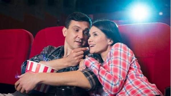 Tips Menonton Maraton Film Romantis